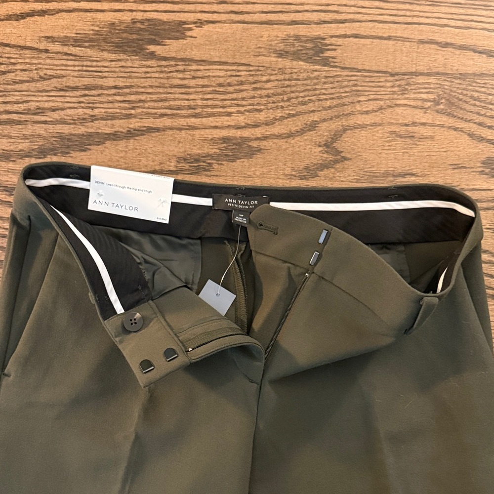 Ann Taylor Women's olive work pants, ankle length - Picture 4 of 5